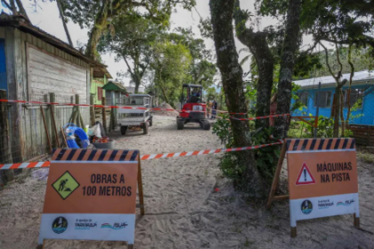 O investimento, de mais de R$ 30 milhões, está sendo feito pela Paranaguá Saneamento, responsável pelo serviço na ilha, e beneficiará mais de 12 mil pessoas, além dos turistas.