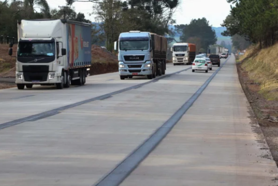 A obra é parte do pacote de modernização do Litoral, ao lado da Ponte de Guaratuba.