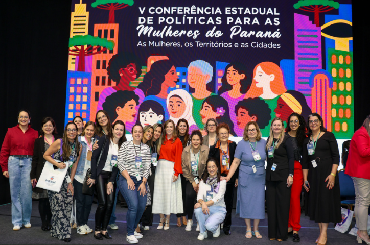 Além das propostas construídas em grupo, a conferência também elegeu 105 delegadas que irão representar o Paraná na 5ª Conferência Nacional de Políticas para as Mulheres.