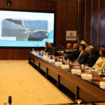 A Ilha do Mel a primeira ilha brasileira sem tráfego de veículos movidos a combustão a contar com sistema completo de coleta e tratamento de esgoto.