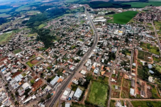 Segundo o Edital, são 67 vagas abertas em cargos efetivos para níveis superior, técnico, médio e fundamental, com formação de cadastro reserva.