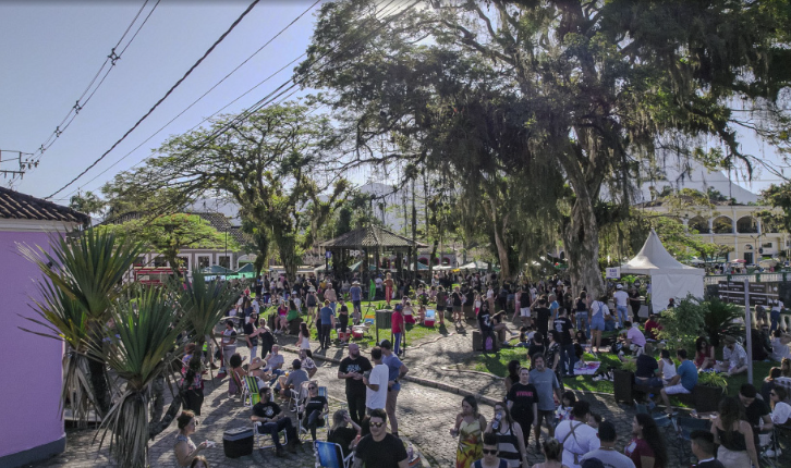 O evento acontece no Centro Histórico de Morretes, com atividades na Rua Quinze de Novembro, nº 822