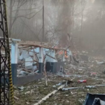 O acidente aconteceu na madrugada de terça-feira (12), por volta das 5h50, na fábrica de explosivos Enaex Brasil, na cidade de Quatro Barras, na Região Metropolitana de Curitiba.