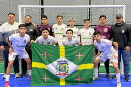 O município venceu mais uma etapa no vôlei de praia masculino, feminino e no futsal, assegurando vaga na fase final, marcada para ocorrer em Pato Branco, em outubro.