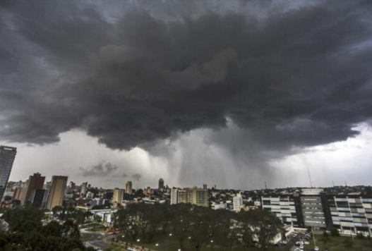 A frente fria já provocou a formação de instabilidades no oeste/sudoeste paranaense.