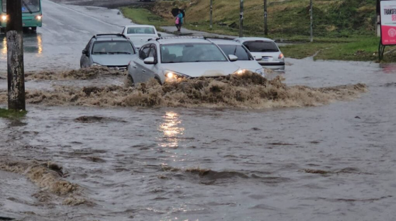 A Defesa Civil do Paraná disparou uma alerta para os moradores de Curitiba e Região.