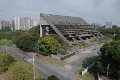 Os contratos terão duração de um ano, prorrogáveis por mais 12 meses.