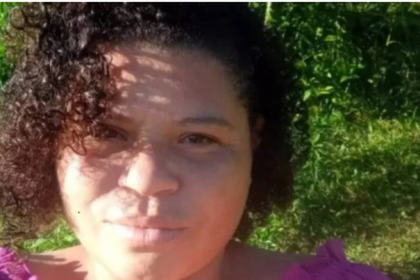Assim que realizou os disparos, o autor fugiu do local. Ele abandonou o filho do casal, um menino de 3 anos, no muro de uma casa vizinha.