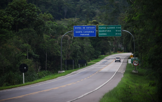 O certame atraiu oito empresas interessadas na execução da obra, considerada estratégica para a mobilidade e o desenvolvimento do Litoral do Paraná.