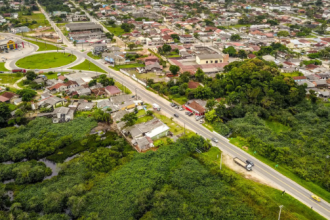 O pacote de investimentos ultrapassa R$ 600 milhões e vai beneficiar diretamente o litoral dos dois estados.