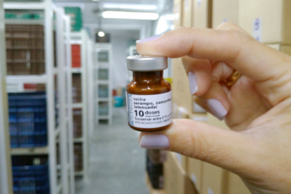 Já foram aplicadas 17.435 doses neste público e mais de 20 mil devem ser utilizadas nesta primeira etapa.