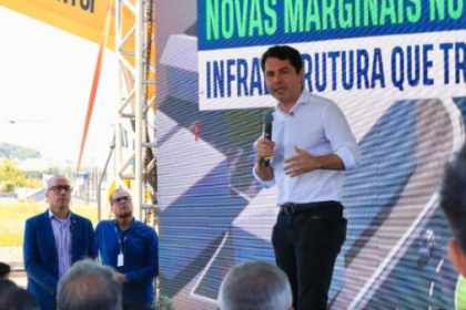 Um dia histórico para o Paraná, porque esta é uma obra no contorno é fundamental”, declarou Curi, que participou, ao lado do governador Carlos Massa Ratinho Junior (PSD).