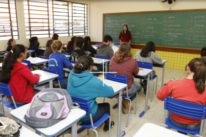 O concurso realizado no ano de 2023 foi o primeiro, após uma década, para suprir o Quadro Próprio do Magistério (QPM).