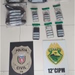 Além das prisões preventivas, foram cumpridos cinco mandados de busca e apreensão.