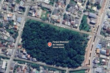 O empresário Luciano Hang esteve na cidade em julho e visitou a área ao lado do prefeito Eduardo Dalmora (PL).