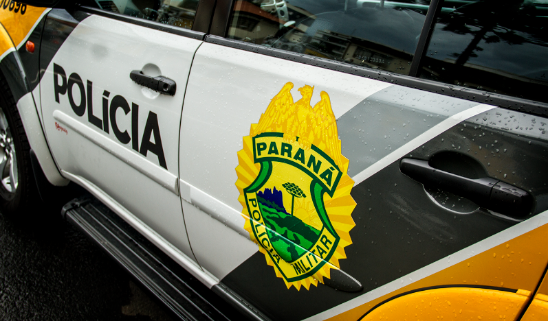 Uma mulher de 63 anos sofreu uma tentativa de agressão praticada pelo próprio companheiro, um idoso de 75 anos.