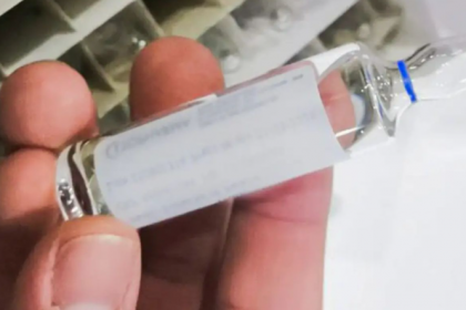 O número total de frascos de etanol farmacêutico distribuídos pelo Ministério da Saúde chega a 1.125 unidades.